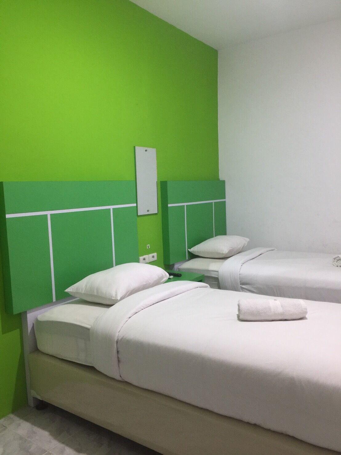 Oyo 1825 Marcopolo Homestay Pekanbaru Ngoại thất bức ảnh